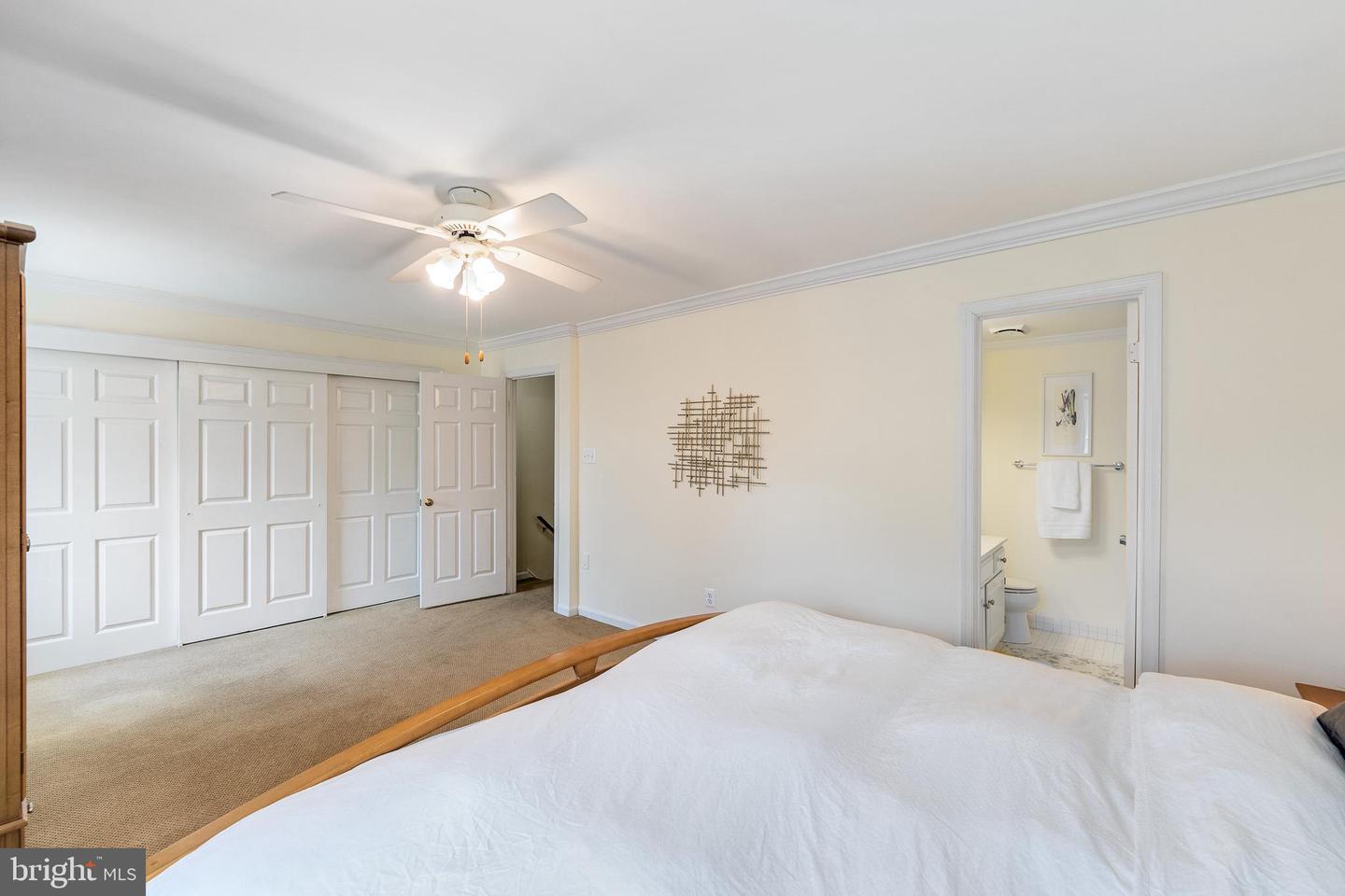 2967 Oakborough SQUARE