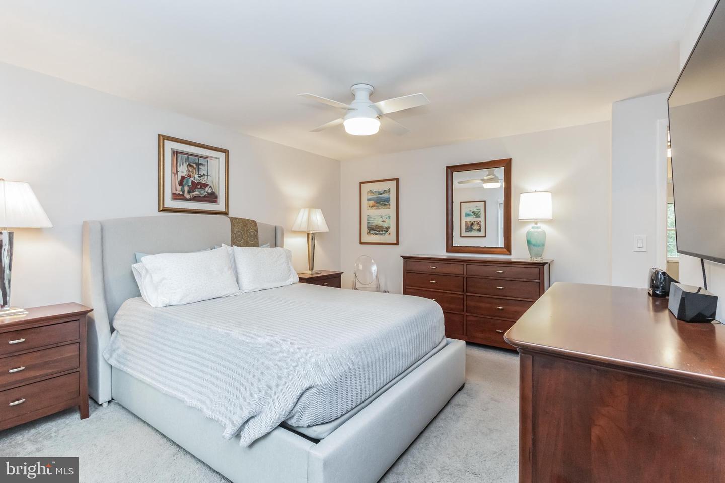 5973 Clerkenwell COURT