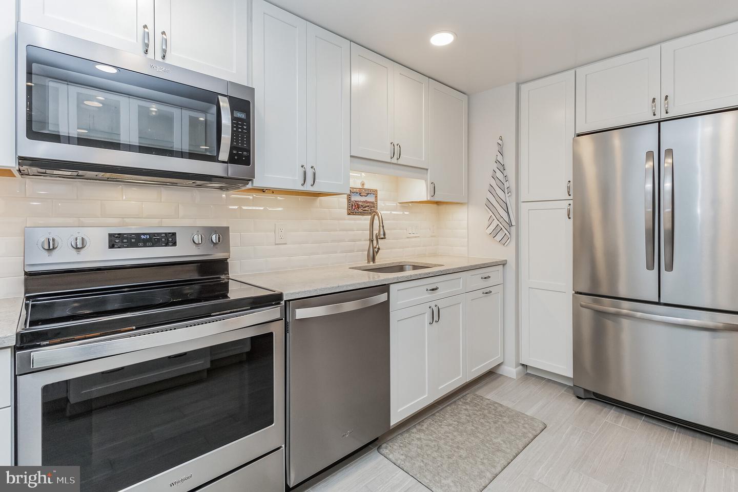 5973 Clerkenwell COURT