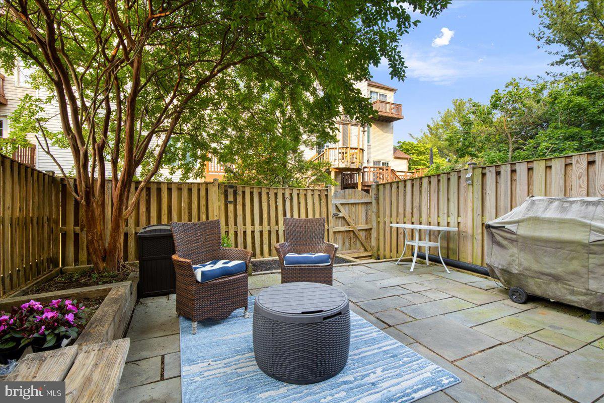 4607 King Duncan ROAD