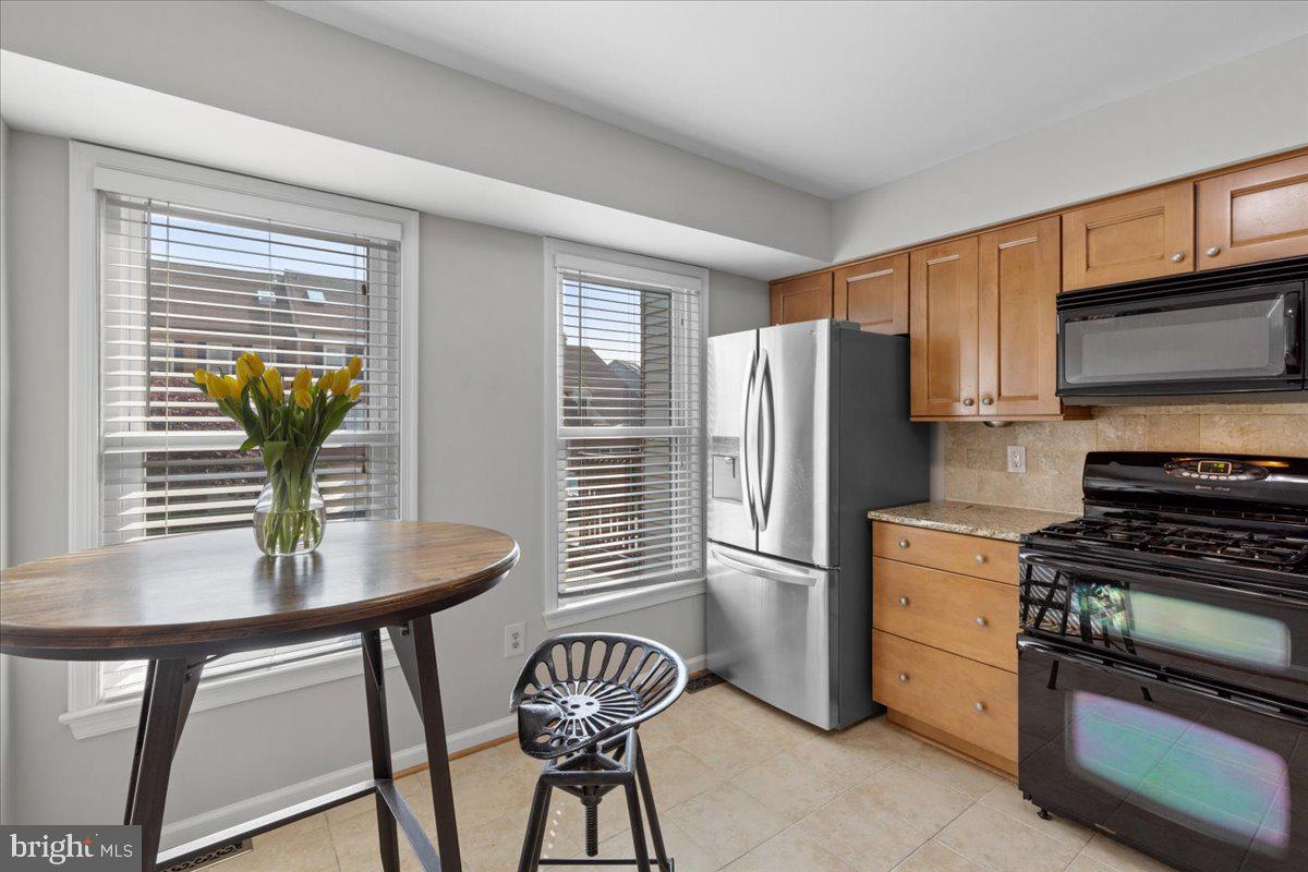4607 King Duncan ROAD