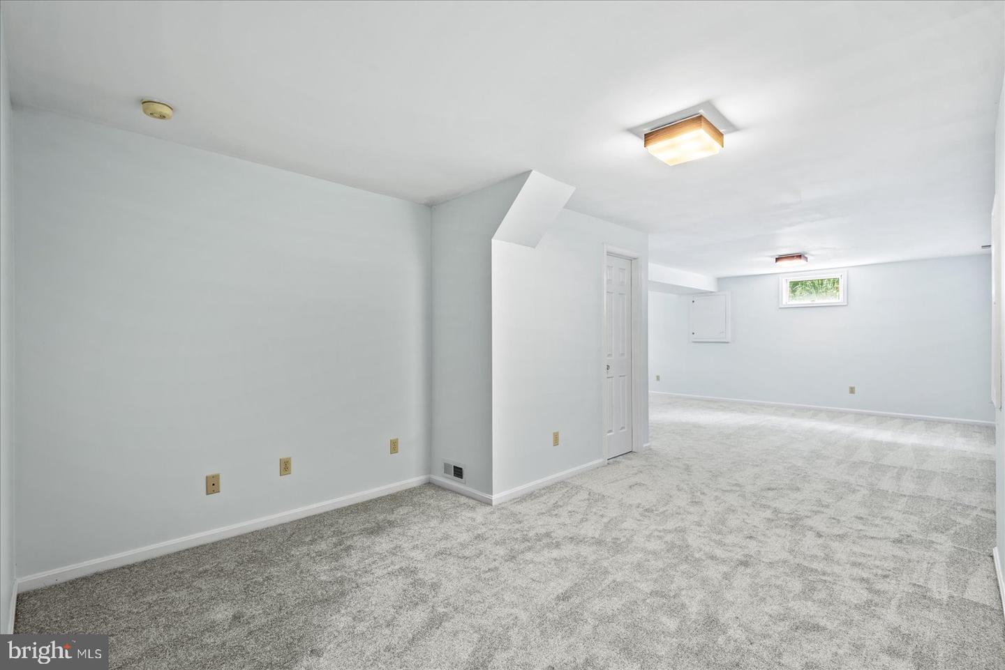 9522 Marcus COURT