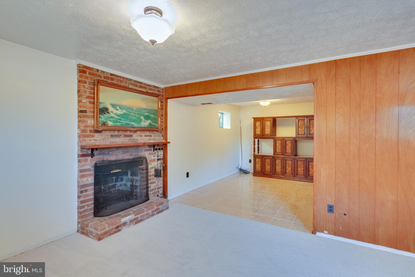 7721 Glenister DRIVE