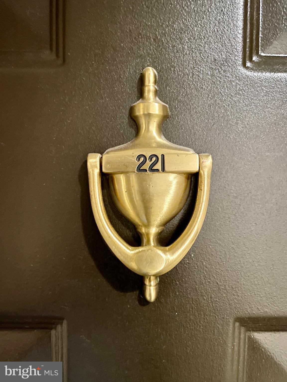 1645 International Unit: 221