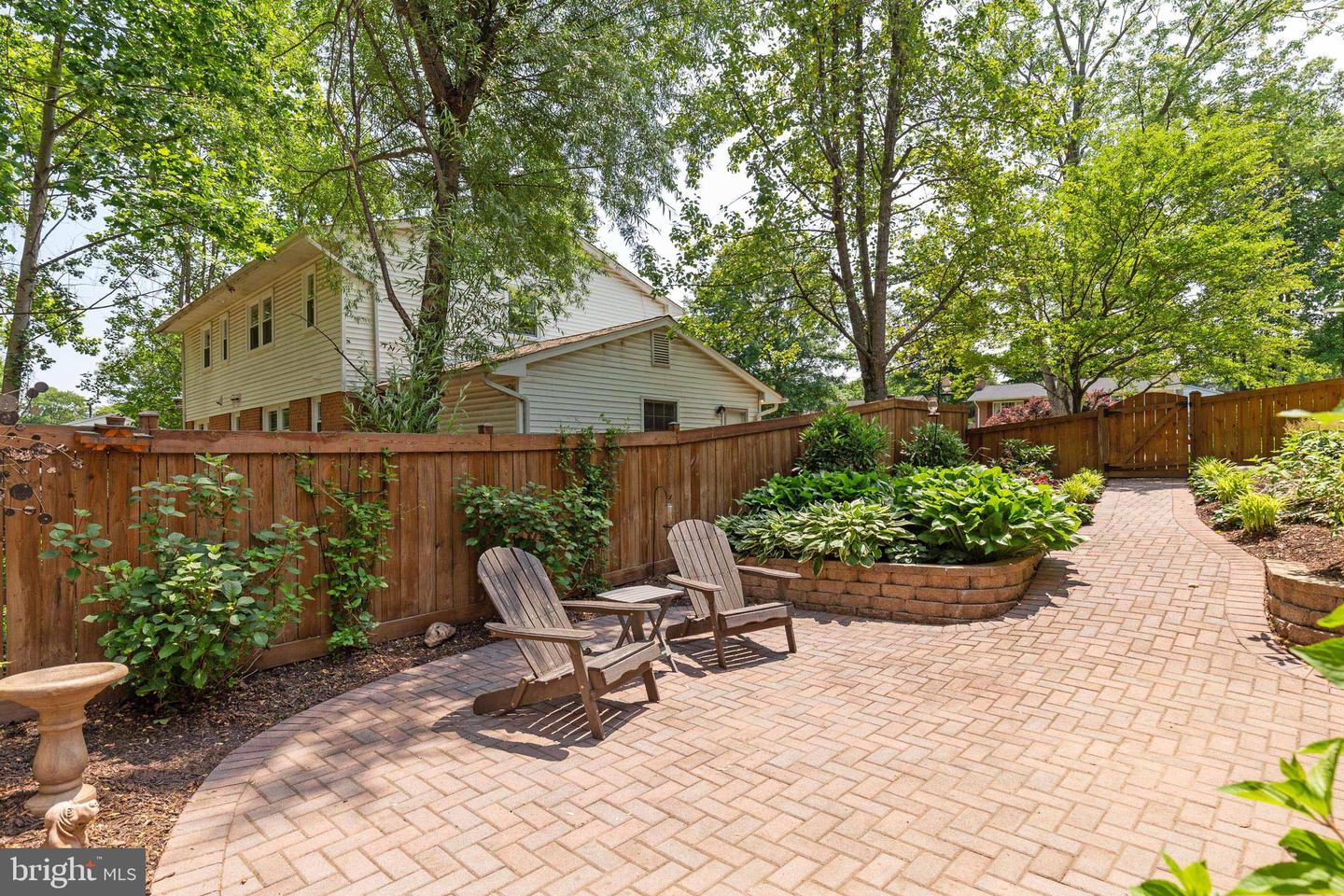 8006 Greeley BOULEVARD