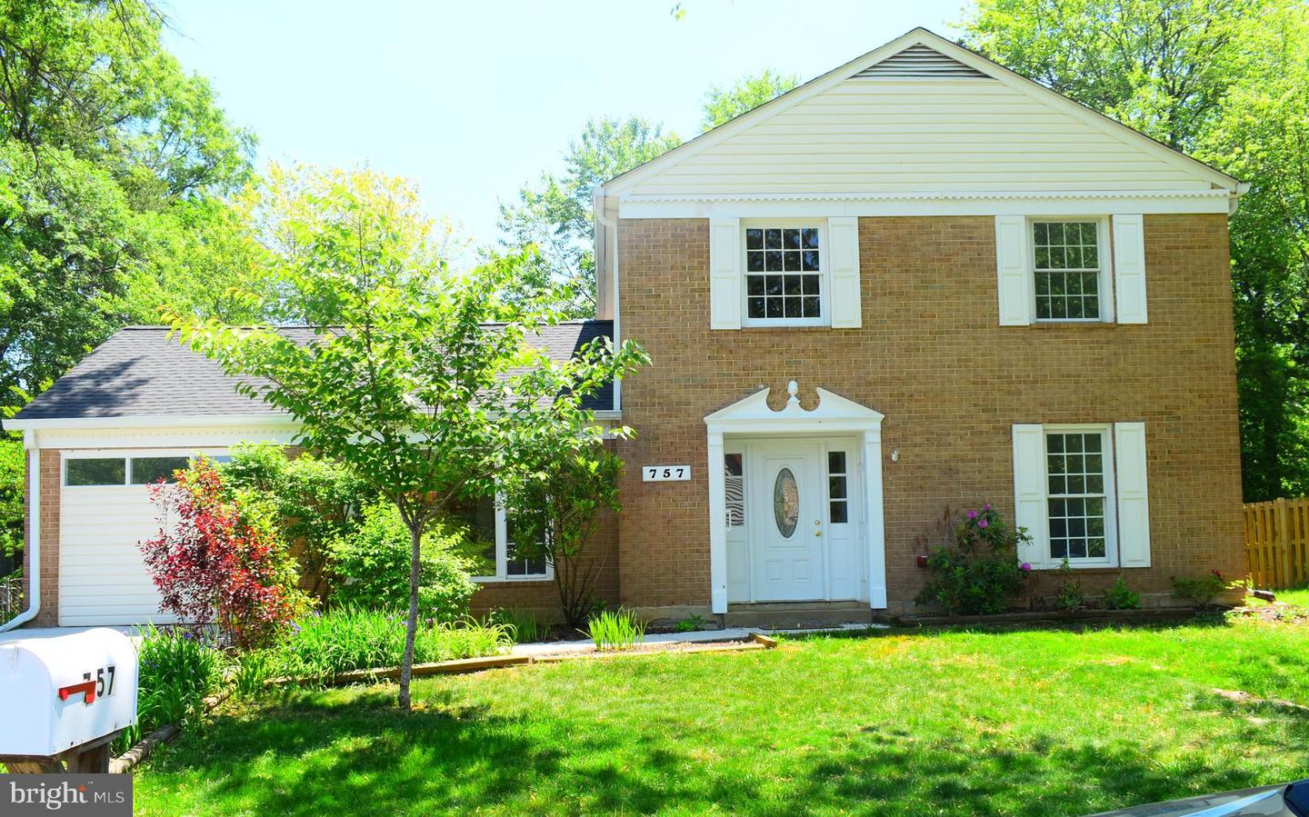 757 Barbaralynn PLACE