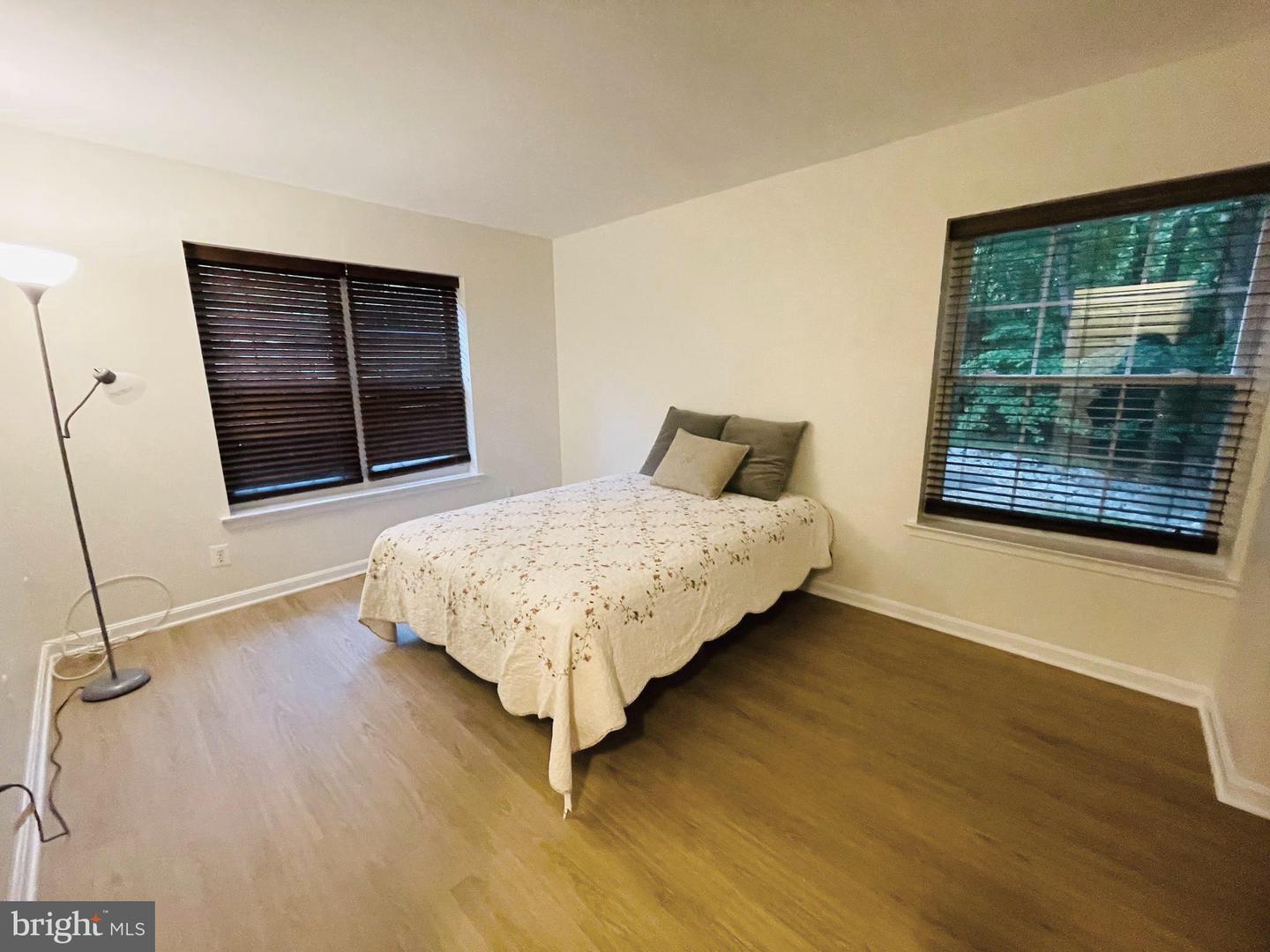 5918 Cove Landing ROAD Unit: 201