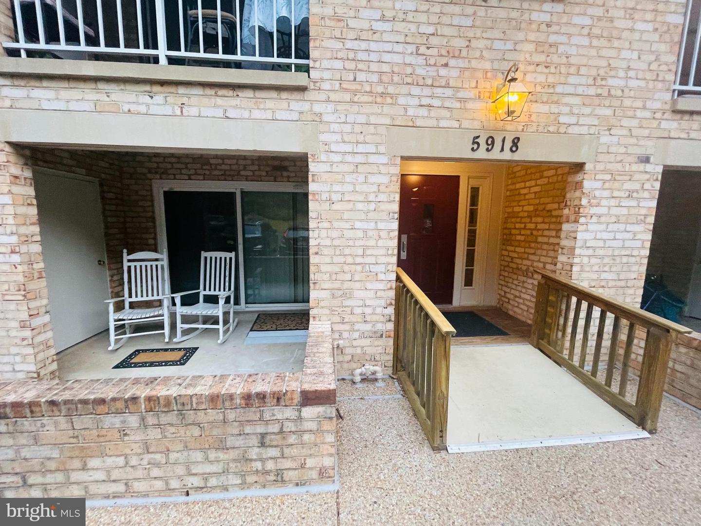 5918 Cove Landing ROAD Unit: 201