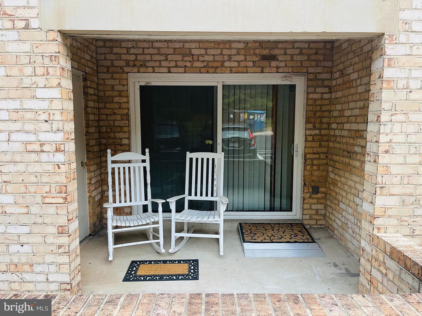 5918 Cove Landing ROAD Unit: 201
