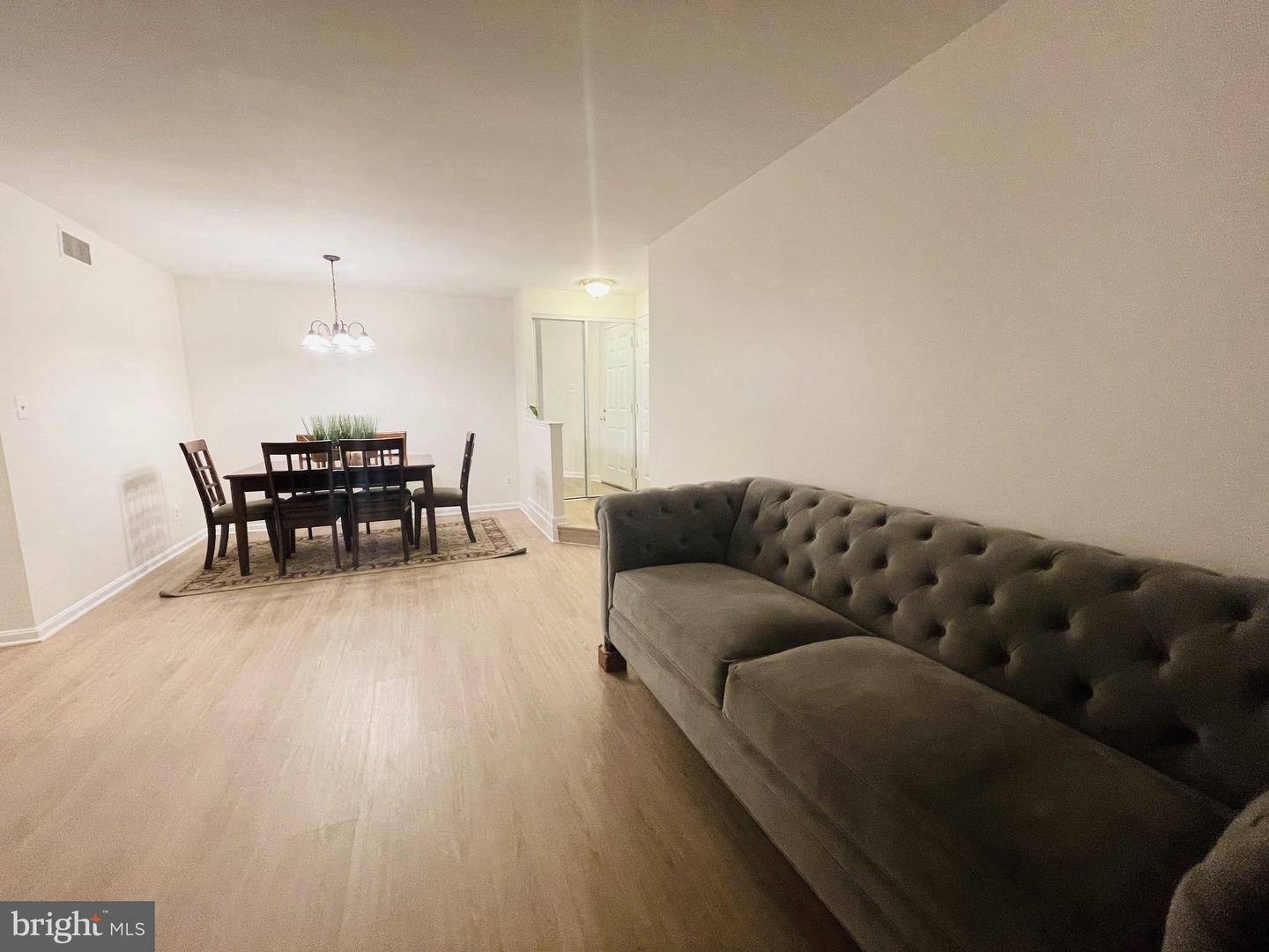 5918 Cove Landing ROAD Unit: 201