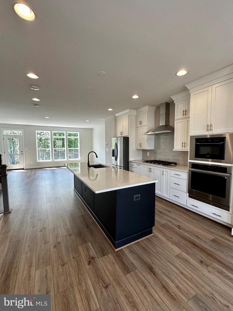 5219 Ridgeview Retreat DRIVE