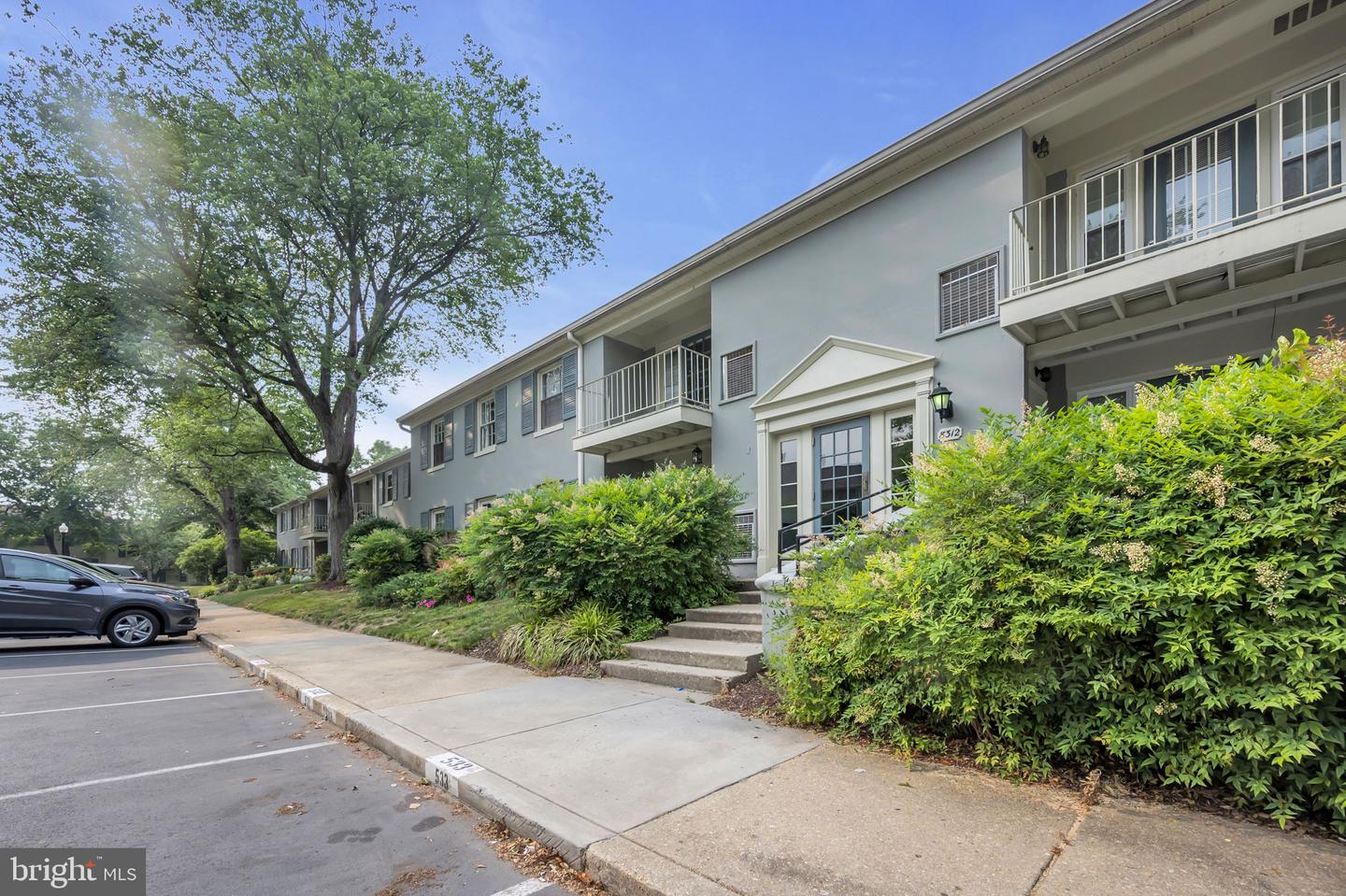 8312 Kingsgate ROAD Unit: 530