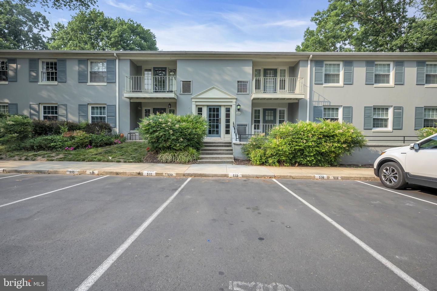 8312 Kingsgate ROAD Unit: 530