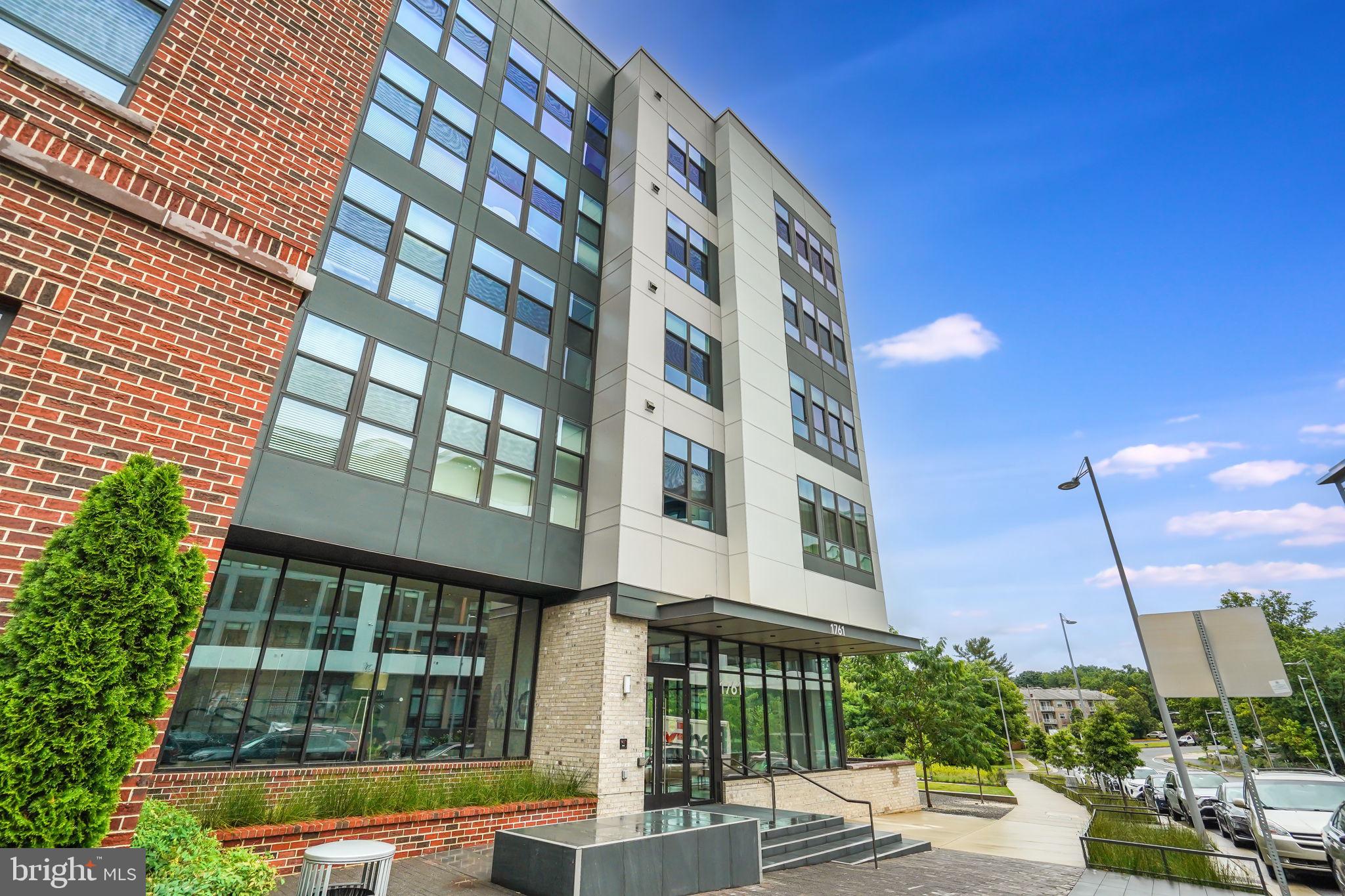 1761 Old Meadow ROAD Unit: 303