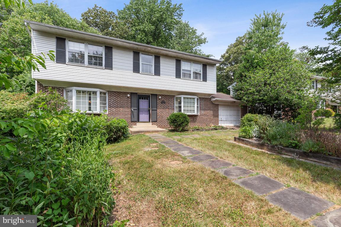 4908 Powell ROAD