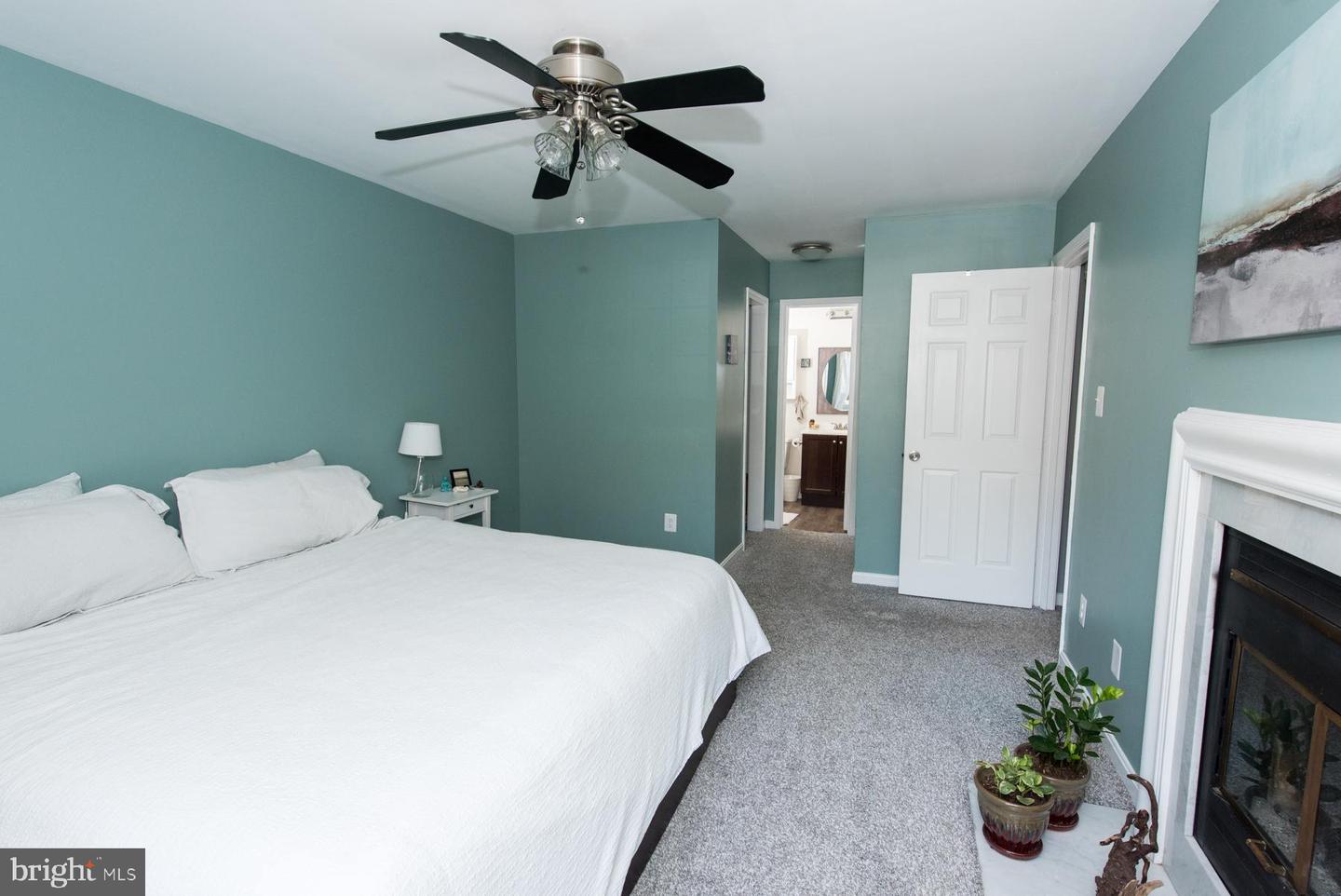 2237 Lovedale LANE Unit: 405-B