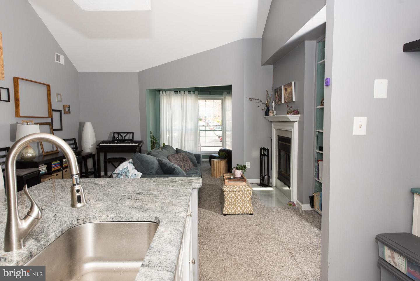 2237 Lovedale LANE Unit: 405-B