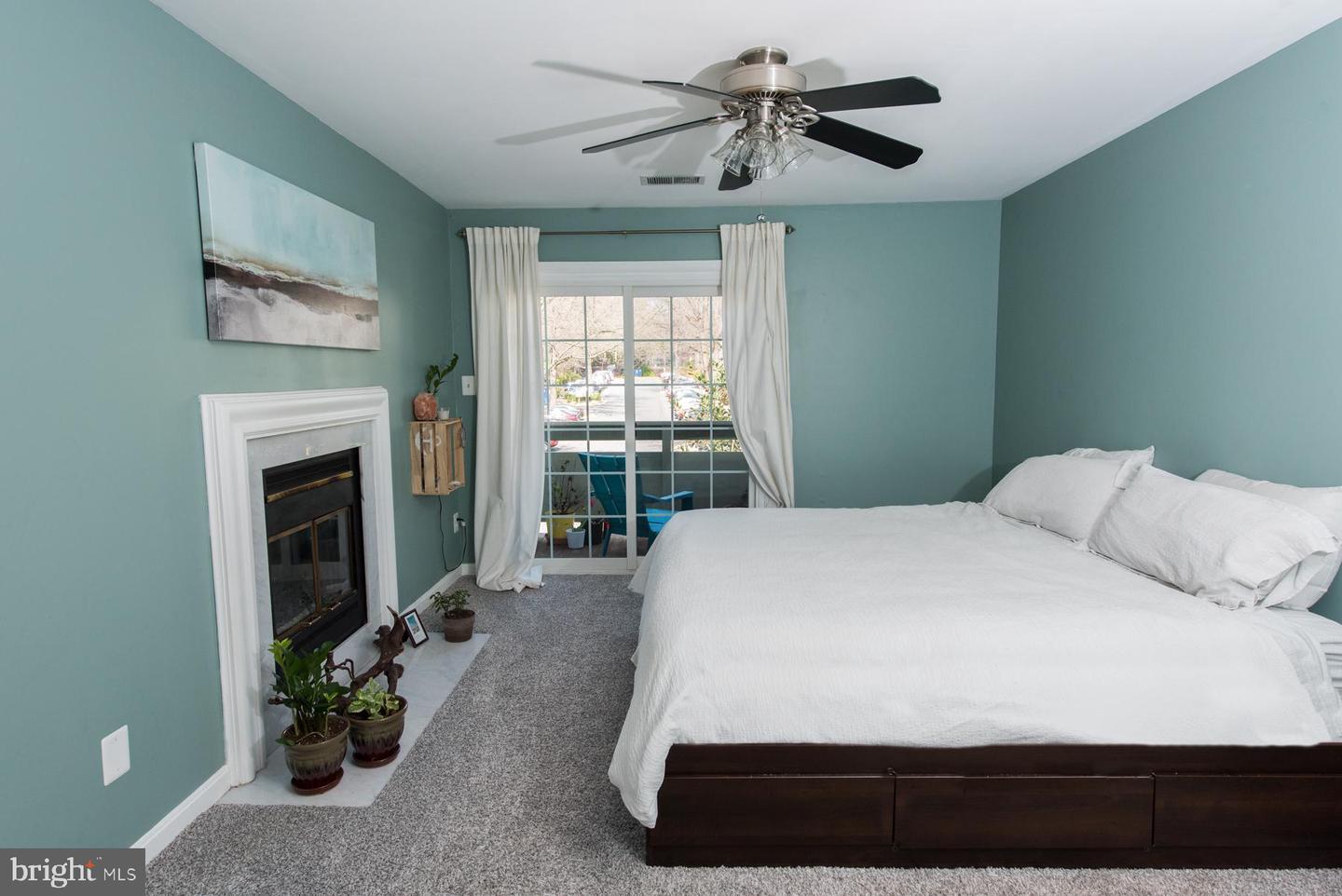 2237 Lovedale LANE Unit: 405-B