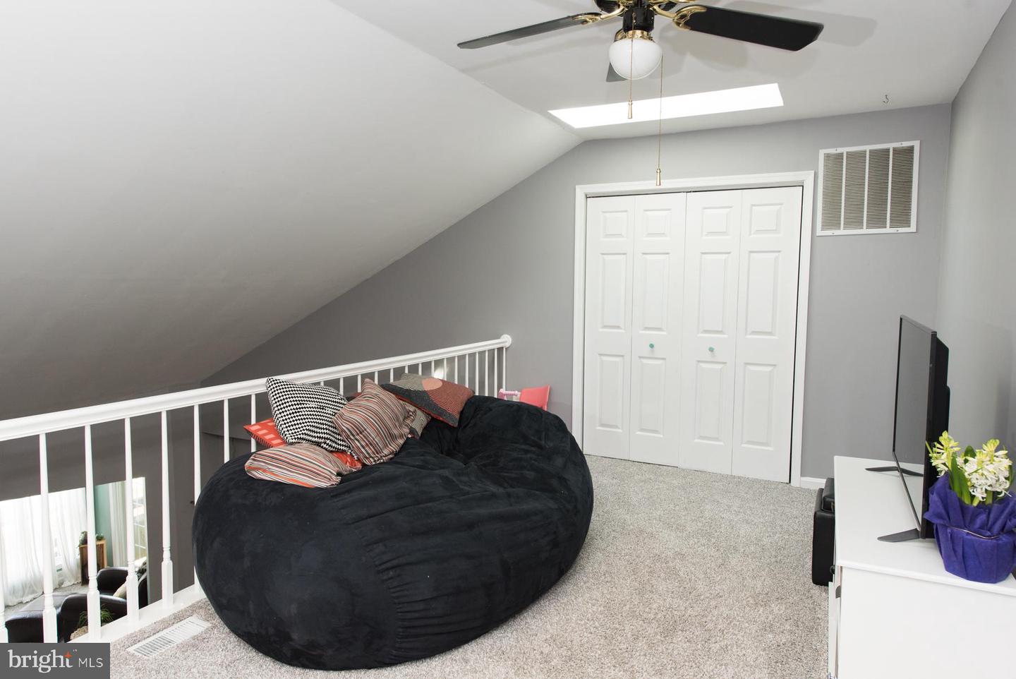 2237 Lovedale LANE Unit: 405-B