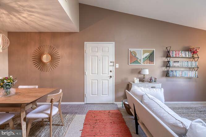 7806 Harrowgate CIRCLE Unit: C