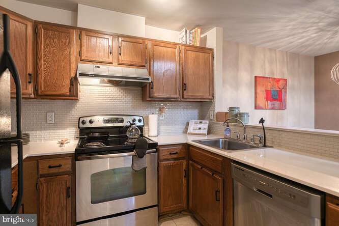 7806 Harrowgate CIRCLE Unit: C