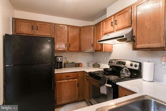 7806 Harrowgate CIRCLE Unit: C