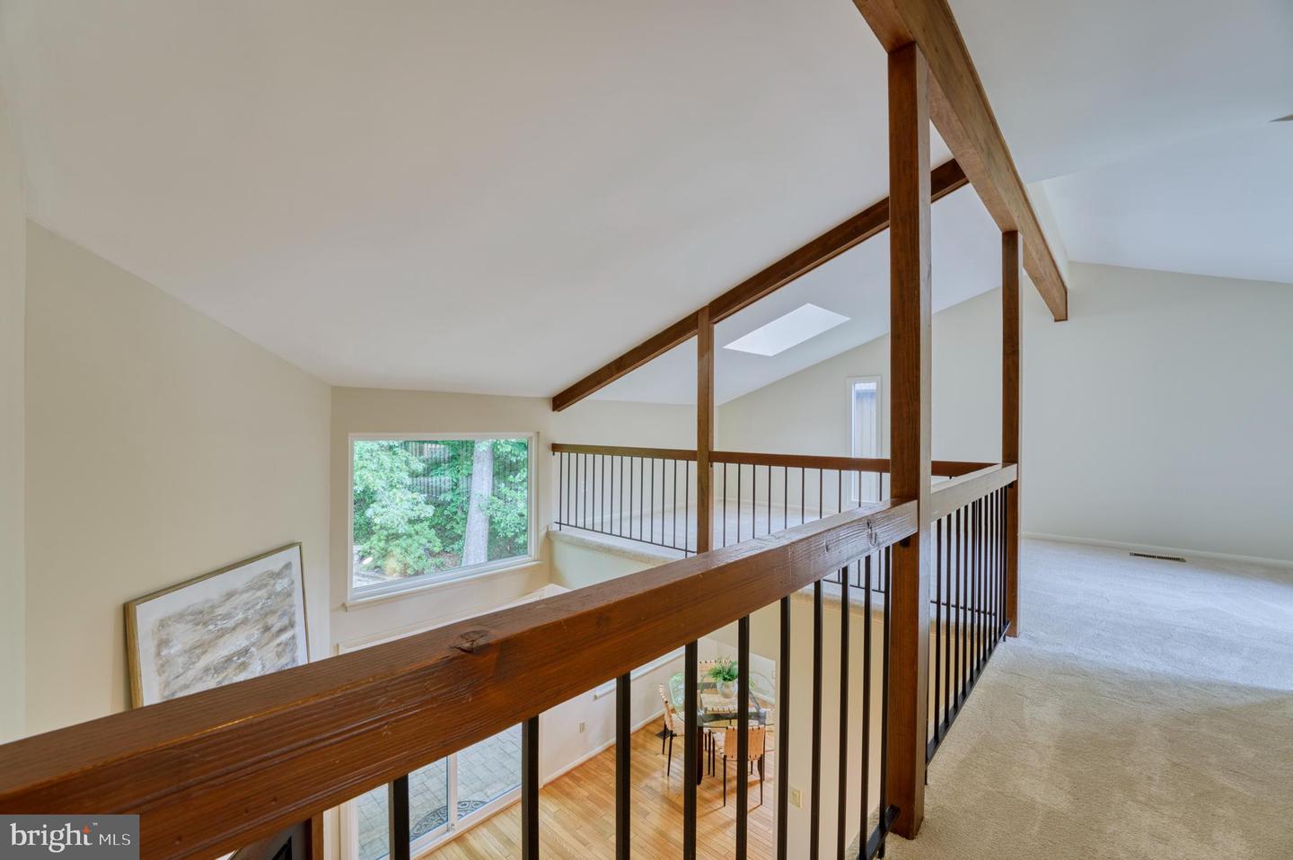 5222 Bradfield DRIVE