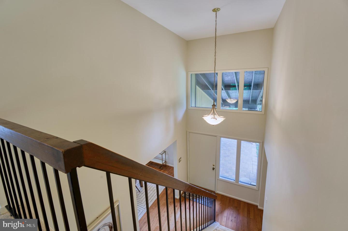 5222 Bradfield DRIVE