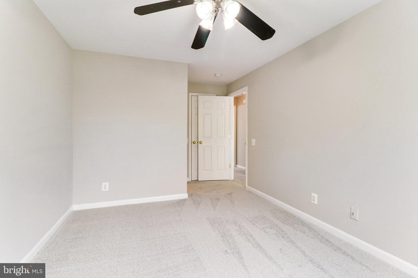 8248 Catbird CIRCLE Unit: 201