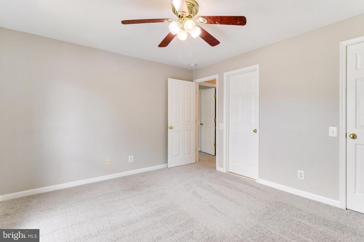 8248 Catbird CIRCLE Unit: 201