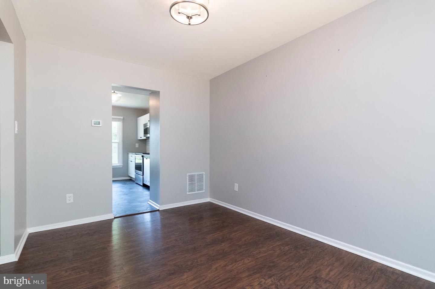 7702 Brandeis WAY