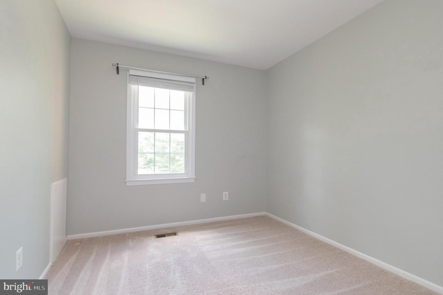 7702 Brandeis WAY