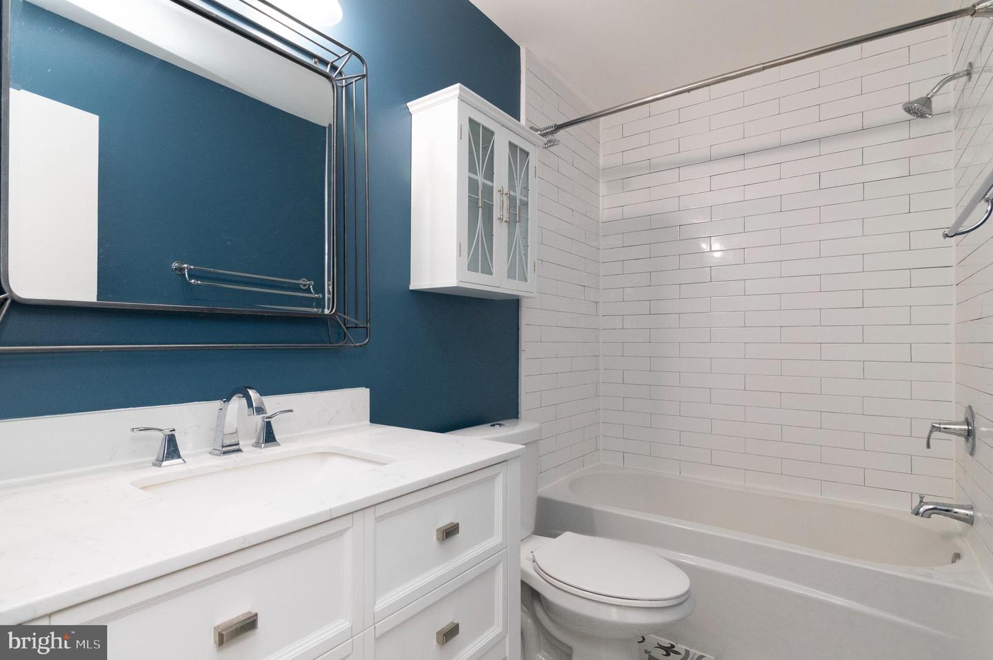 7702 Brandeis WAY