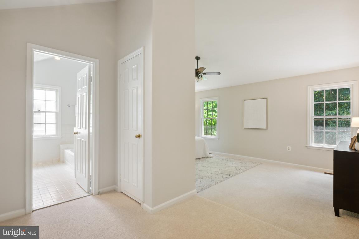 7121 Stanchion LANE