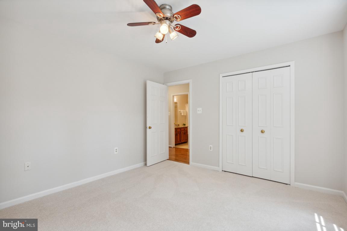 7121 Stanchion LANE