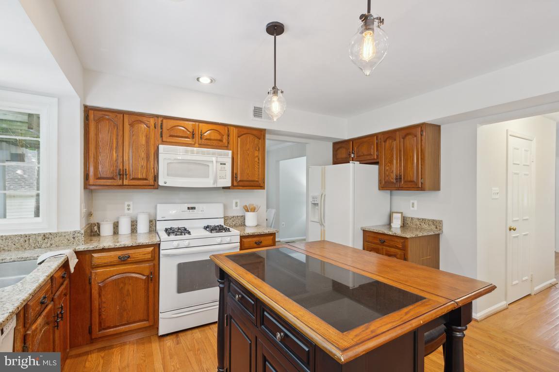 7121 Stanchion LANE