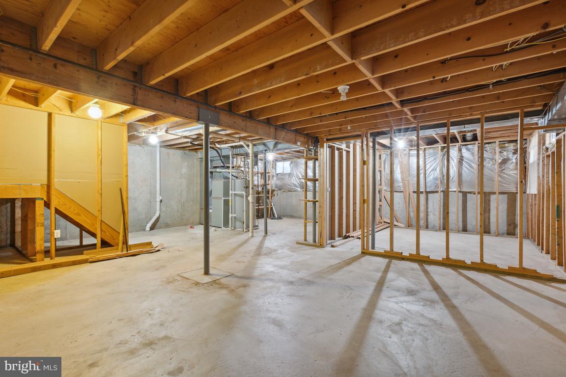 7121 Stanchion LANE