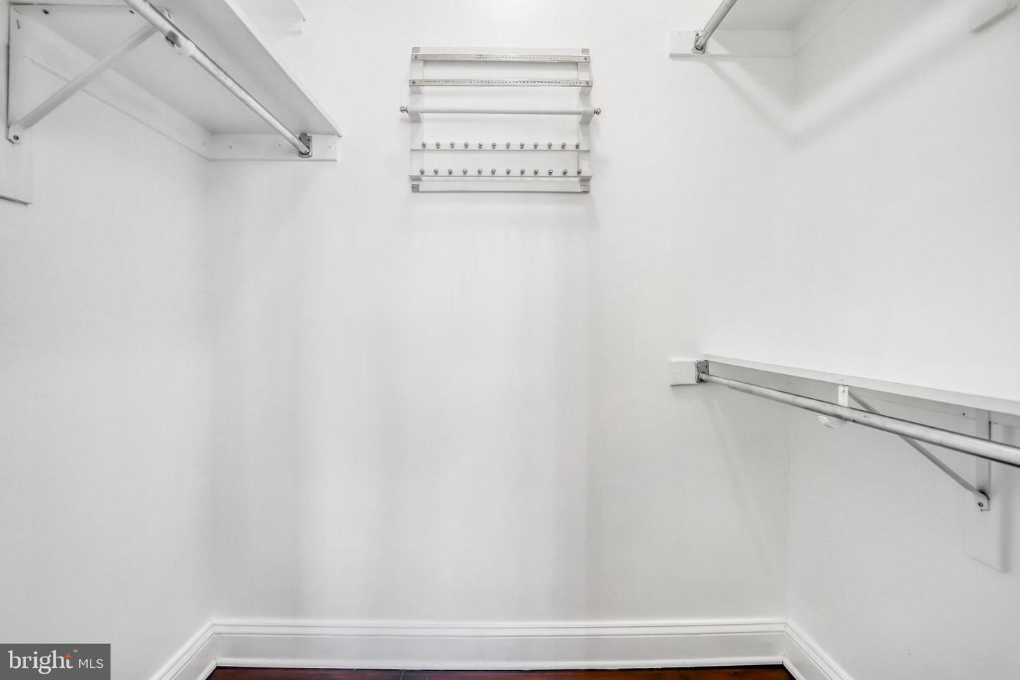 5501 Seminary ROAD Unit: 703S
