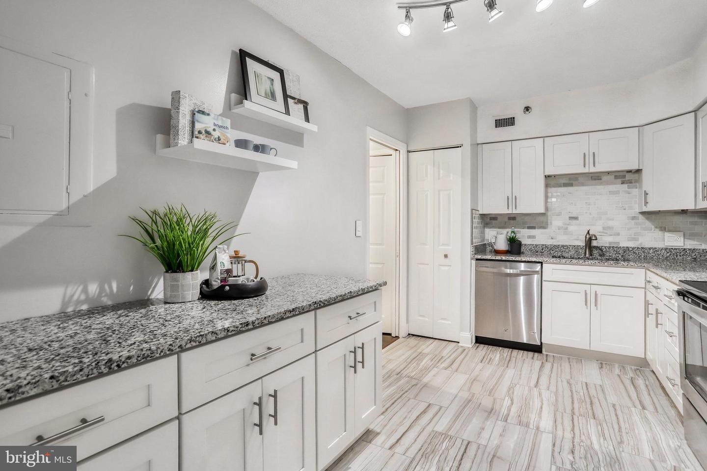 5501 Seminary ROAD Unit: 703S