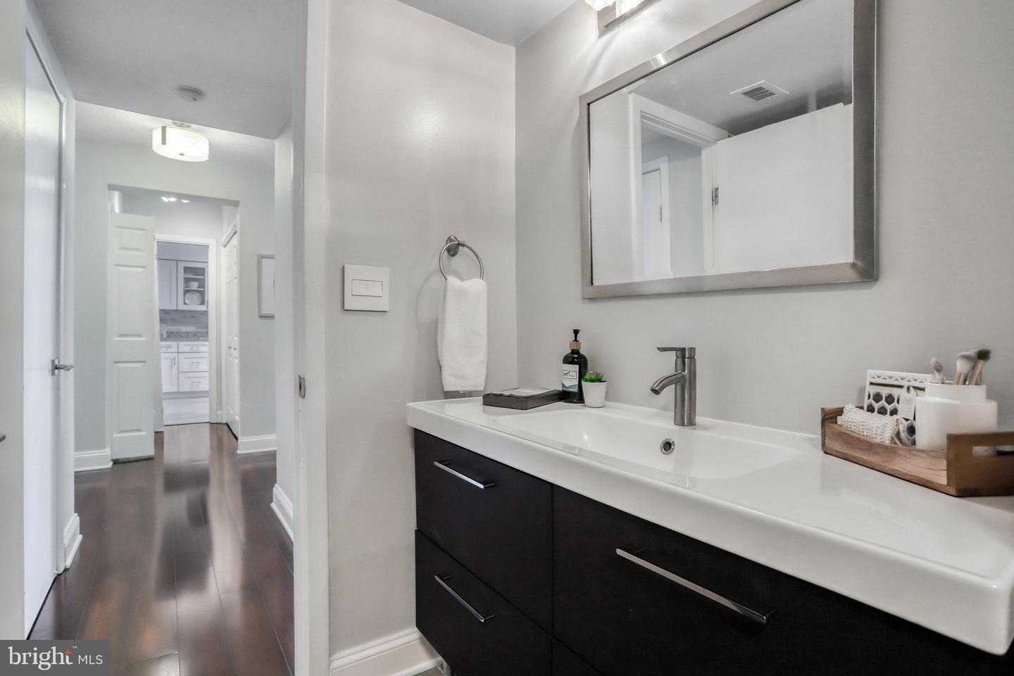 5501 Seminary ROAD Unit: 703S
