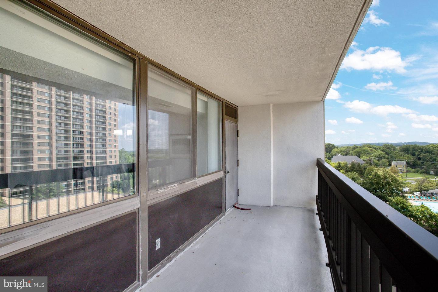 5501 Seminary ROAD Unit: 703S