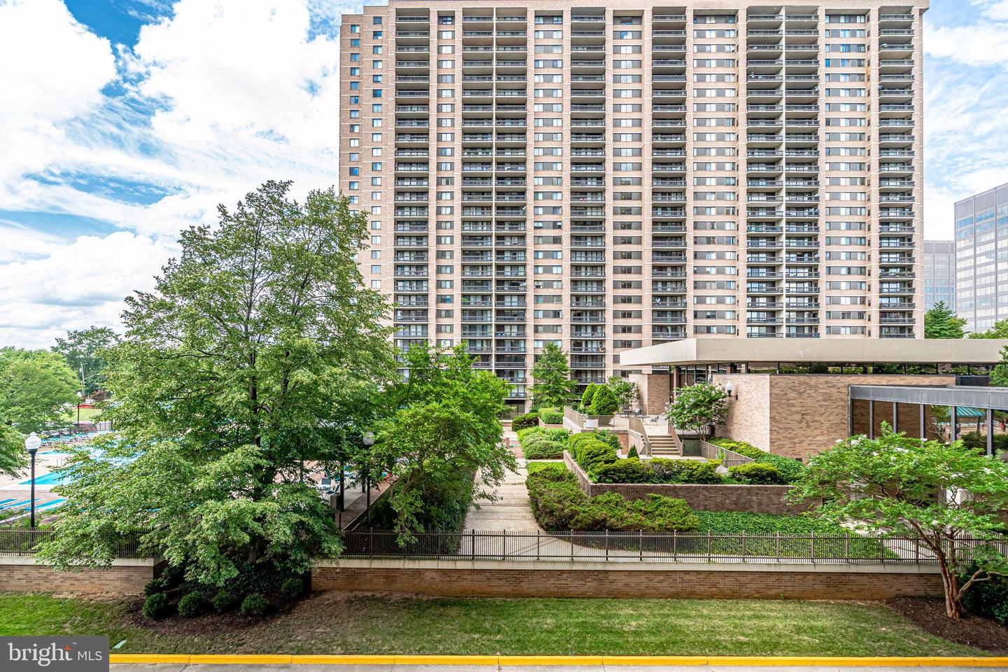 5501 Seminary ROAD Unit: 703S