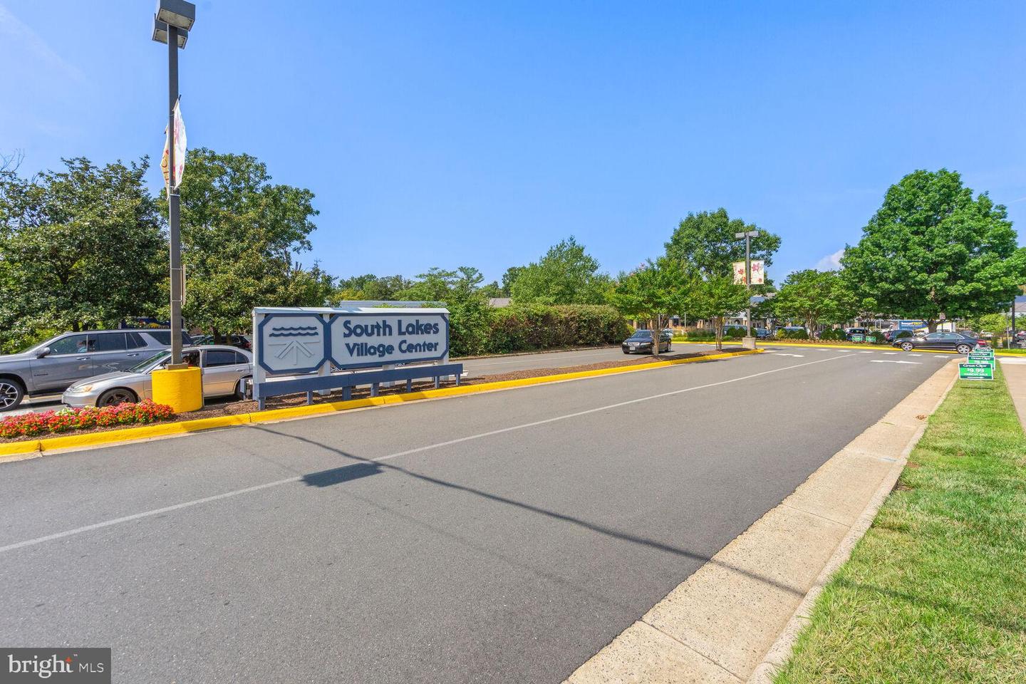 1951 Sagewood LANE Unit: 10