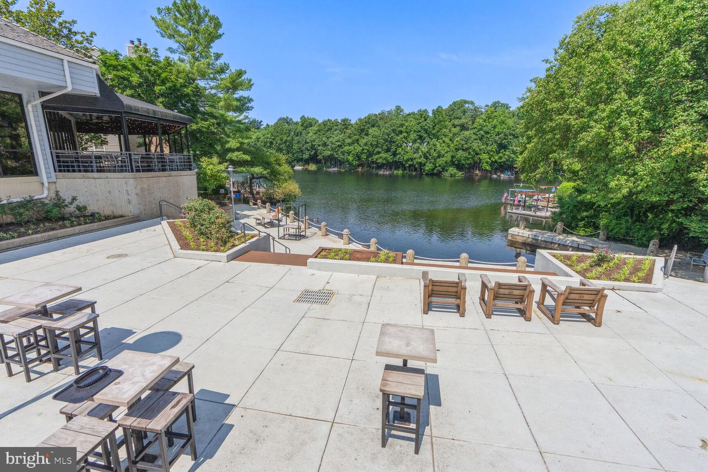 1951 Sagewood LANE Unit: 10