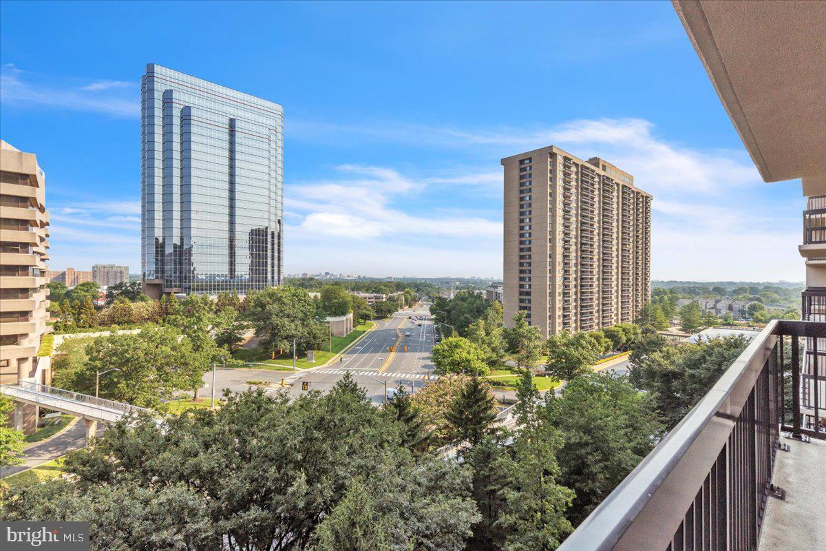 3709 S George Mason DRIVE Unit: 801E