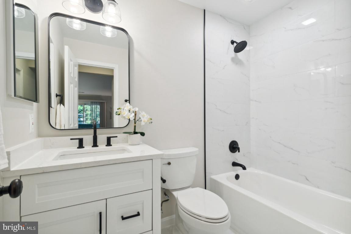 2241 Lovedale LANE Unit: D (407C)