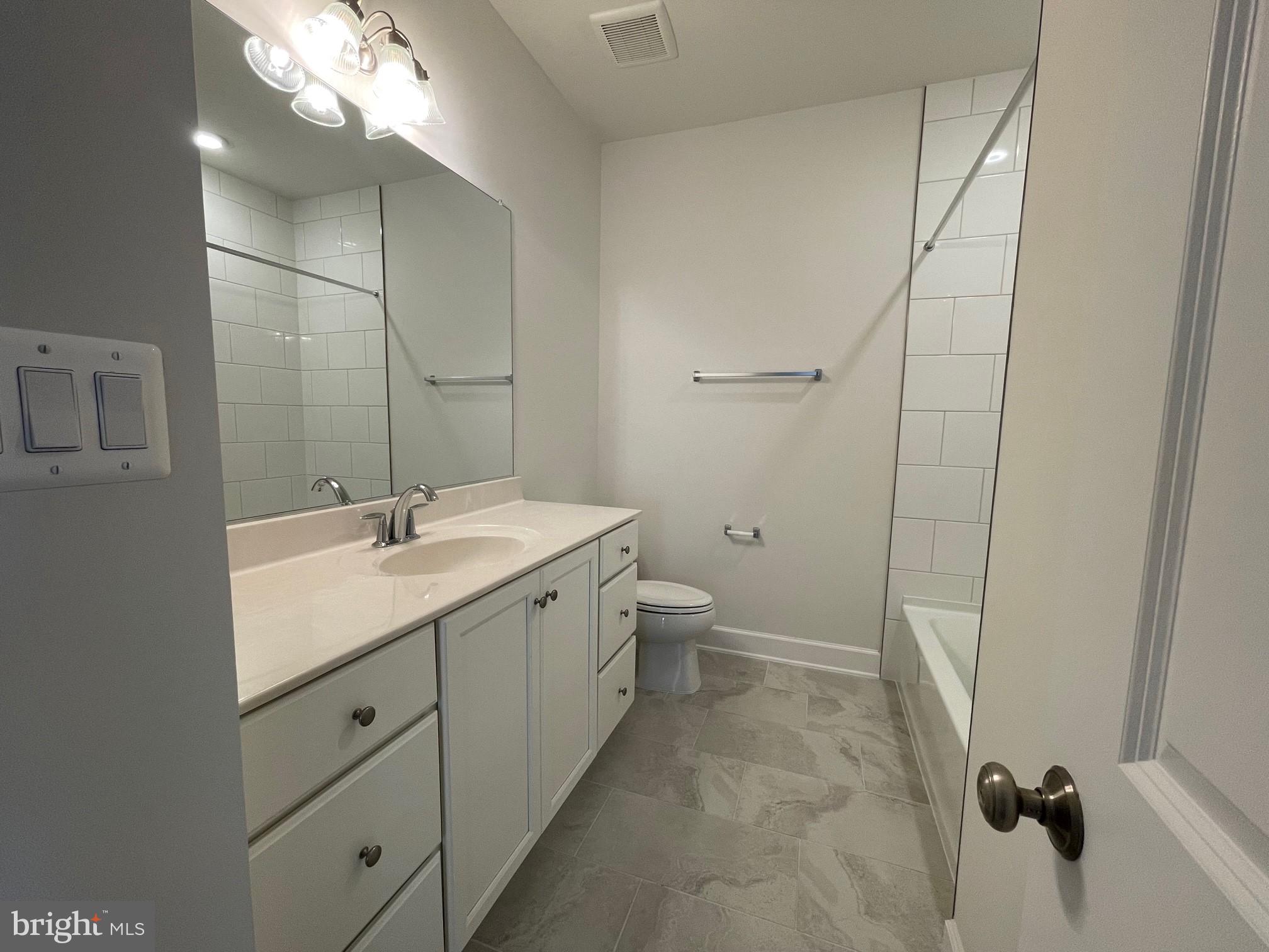 5233 Ridgeview Retreat DRIVE