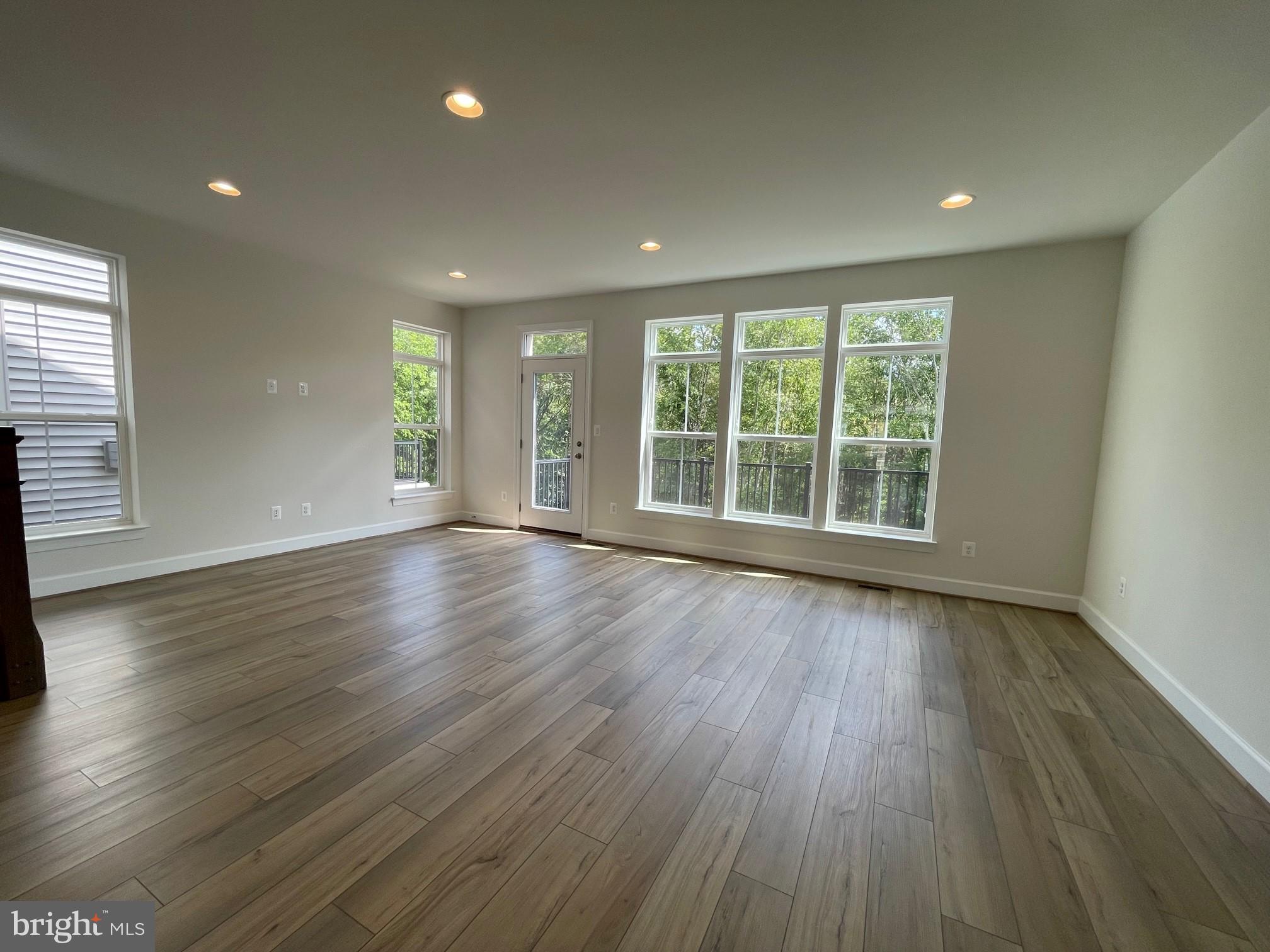 5233 Ridgeview Retreat DRIVE