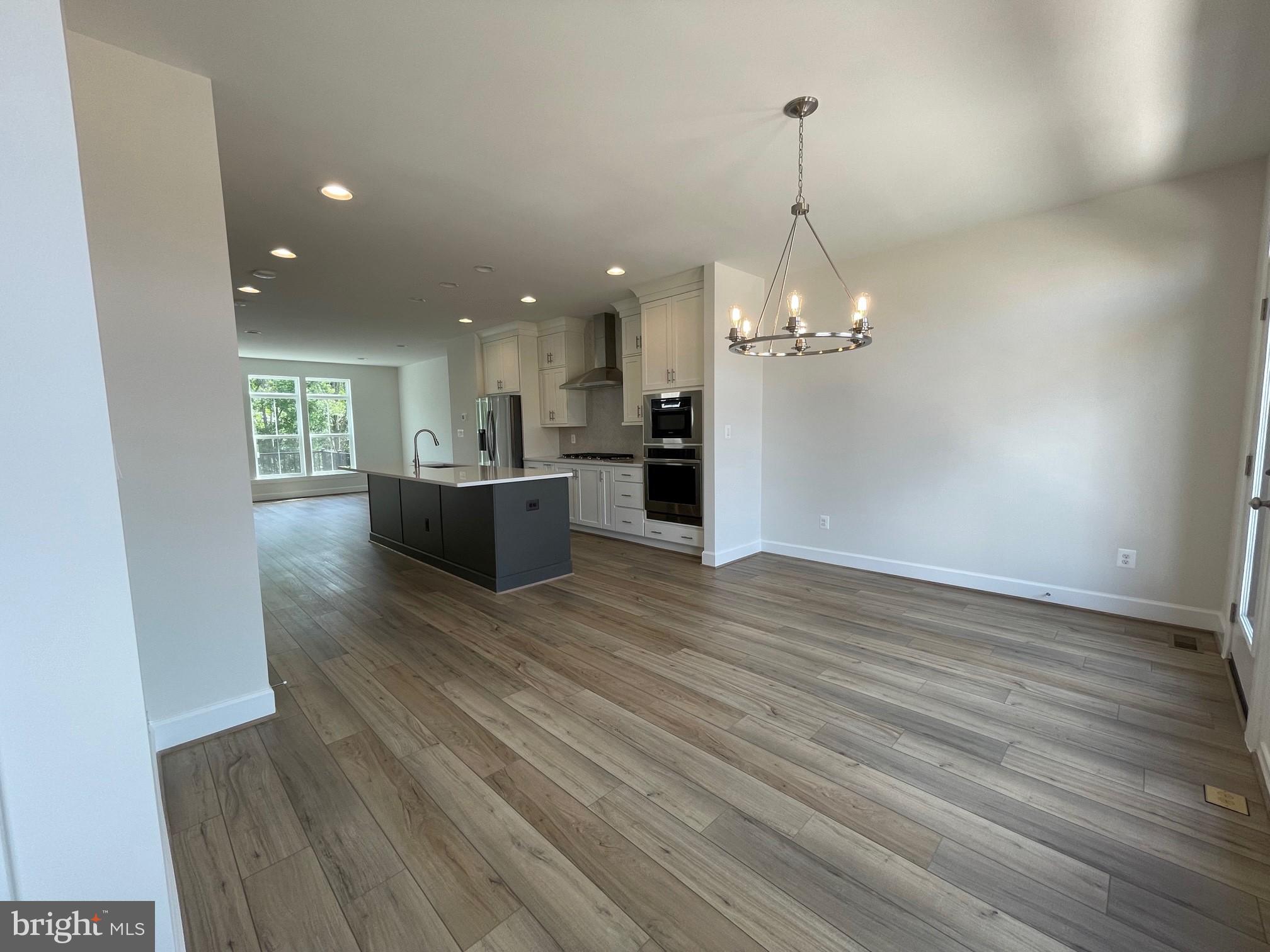 5233 Ridgeview Retreat DRIVE