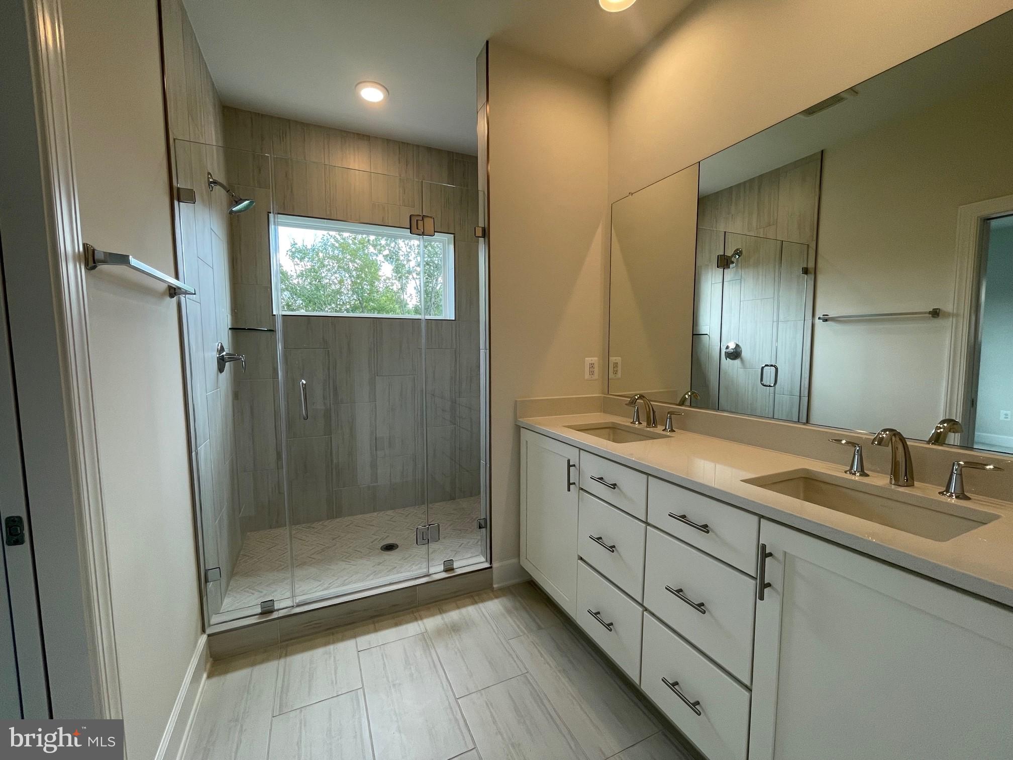 5233 Ridgeview Retreat DRIVE